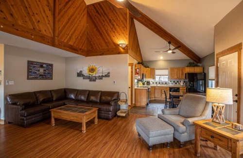 Salida Ski Chalet | Mt. Columbia Chalet at Creekside Chalets