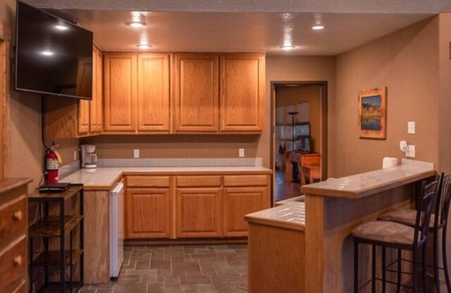 Salida Ski Chalet | Mt. Columbia Chalet at Creekside Chalets