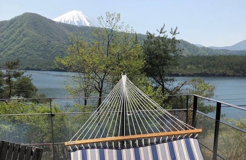 Fujikawaguchiko Cottage | Mt.Fuji view/2min walk Lake Saiko/private cottage/BBQ/5min drive Kawaguchi Lake