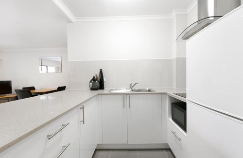 Mount Ommaney Apartment | Mt Ommaney Hotel Apartments