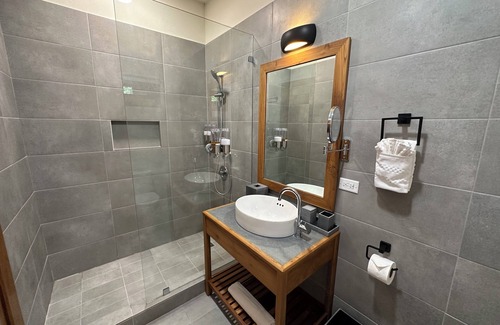 Grande Riviere Hotel | Mt. Plaisir Estate Hotel