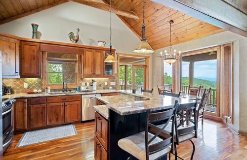 Mineral Bluff Cabin | Mtn-view 2-story cabin with fireplaces, hot tub, foosball, grill, decks, wet bar