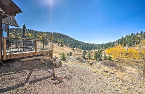 Cripple Creek House | Mtn-View Cabin with Deck, 3 Mi to Cripple Creek!