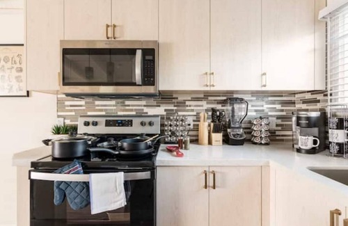Chatsworth Cottage | MTN VIEWS 2022 remodeled BBQ EN Suite Hiking