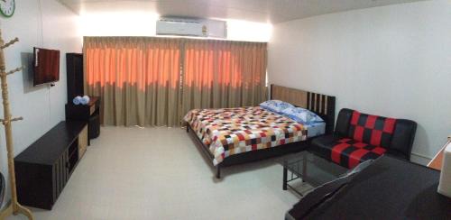 Ban Mai Apartment | Muangthongthani Rental/Khun Dan