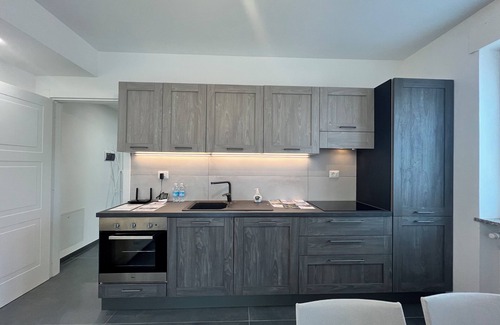Lequio Berria Apartment | Mughetto Apartment in the Langhe