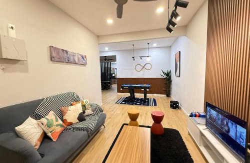 Taman Aman House | Mujito 8PAX NearTC, DinosaurLand, PoolTable, PS4