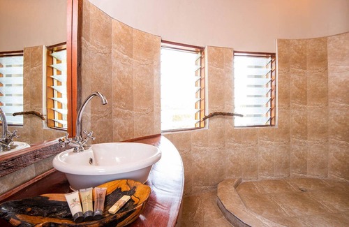 Kafue National Park Cabin | Mukambi Safari Lodge
