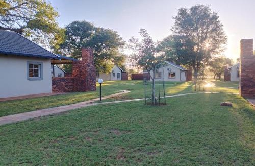 Swartwater Cabin | Mukumbura Swartwater