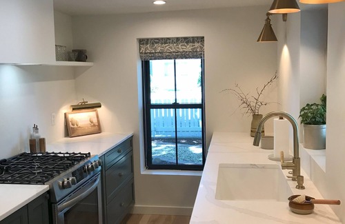 Florence Cottage | Mulberry Cottage; charming character property near Cañon City & The Royal Gorge.
