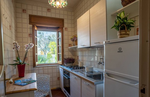 Santa Cesarea Terme House | Mulberry House with garden