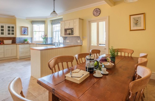 Burgh Island House | Mulberry House - a house that sleeps 12 guests in 6 bedrooms