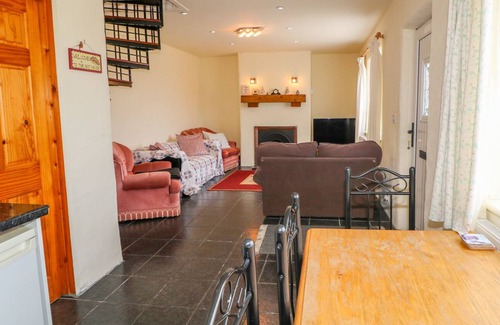 Letterkenny Cottage | MULLAGHDERG BANKS, pet friendly in Kincasslagh, County Donegal