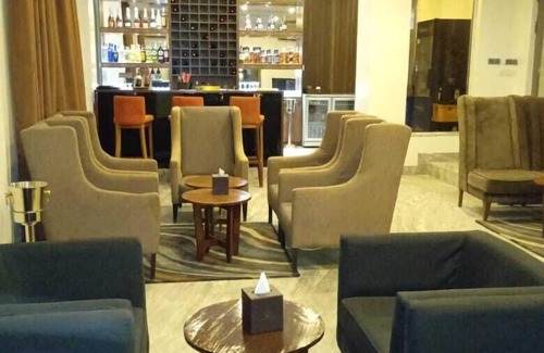 Yaba Hotel | Mulligan Hotel