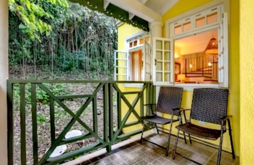 Mullins House | Mullins Luxury Townhouse