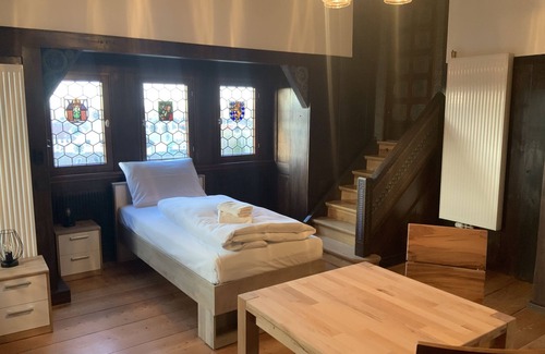 Innenstadt Other | Multi-bed room in the historic Gentilburg for up to 8 people