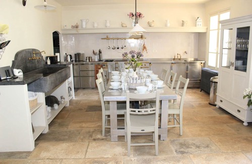 Aubais House | Multi family paradise in friendly village with all amenities near Montpellier