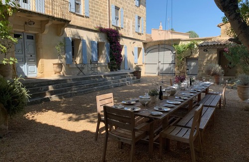 Aubais House | Multi family paradise in friendly village with all amenities near Montpellier