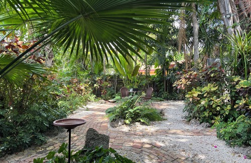 Southwest Coconut Grove House | Multi level tropical paradise - 3-bedroom house in tropical Coconut Grove