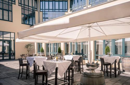 Freising Hotel | Munich Airport Marriott Hotel