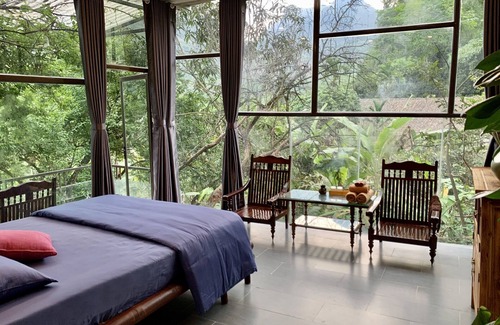 Hoa Binh Cabin | Muong Retreat