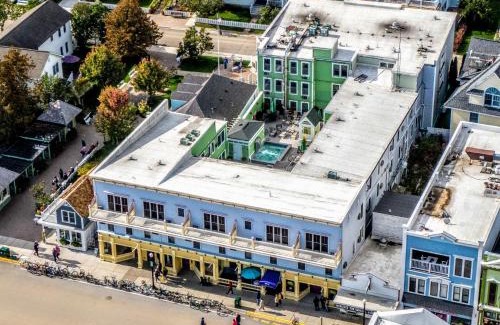 Mackinac Island Hotel | Murray Hotel