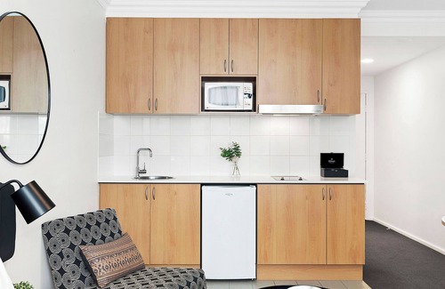 Perth Central Business District Apartment | Murray St Urban Retreat