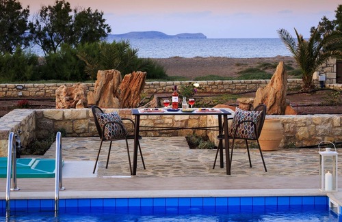 Vigla Villa | Muses Beach Villas - Urania