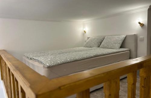 Pusztavacs Apartment | Museum Apartment by City Park Budapest