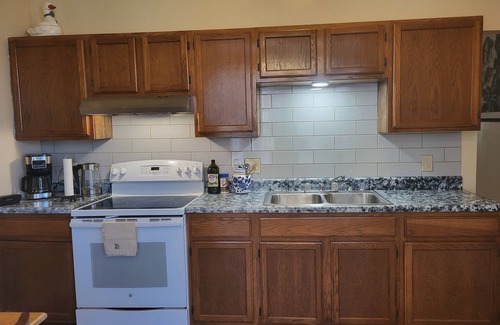 St. Joseph Apartment | Museum Hilltop Place Family-Friendly or Pet-Friendly