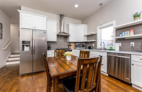 Eighth Avenue House | Music City Haven