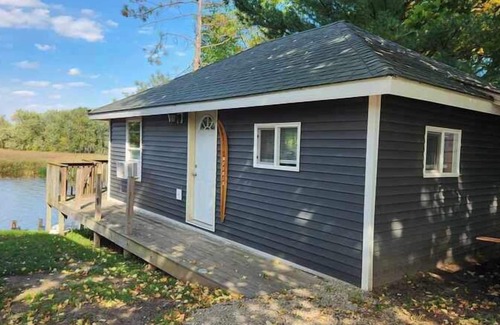 Fremont Cabin | Muskie Cabin - Fremont, WI