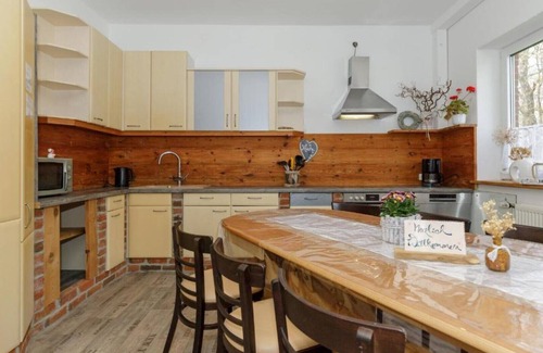 Neubukow Apartment | MV Ostseeferienhaus Weitblick 5bedrooms, 2bathrooms, living room kitchen 10 persons