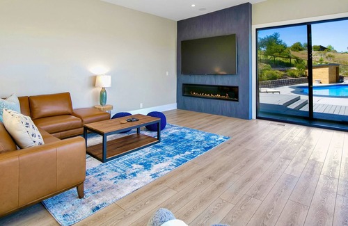 Salinas House | MV41 Carmel Valley 5 Bedroom Home with Pool close to the Village
