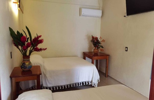 Oaxaca Hotel | Hniu Li