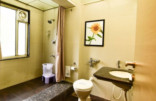 Shivajinagar Hotel | MY BIZZ HOTEL