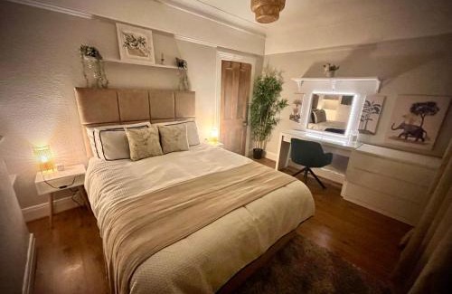 Queens Quarter House | My Little Place in the City