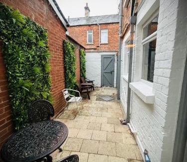 Queens Quarter House | My Little Place in the City
