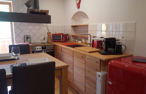 Oberammergau Apartment | my neighborhood modern and fully furnished apartments with mountain views!