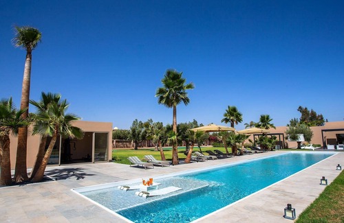 Tameslouht Villa | My Rental Homes - Villa Jamalu with jacuzzi, pool and garden