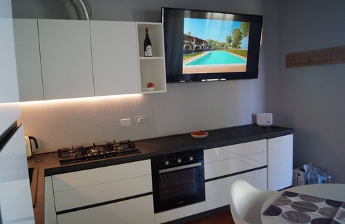 San Benedetto di Lugana Apartment | My Sirmione Beach Apartment Superior