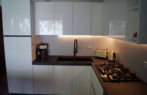San Benedetto di Lugana Apartment | My Sirmione Beach Apartment Superior