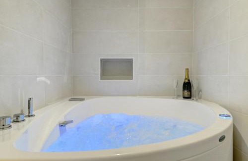 Saint - Michel Apartment | My Toul'House SPA