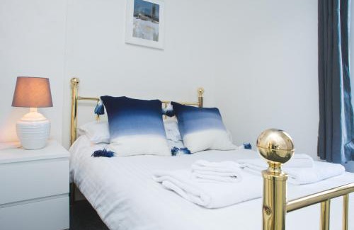 Pill Apartment | MyCityHaven - 3 bedroom Shirehampton flat near Avonmouth & M4