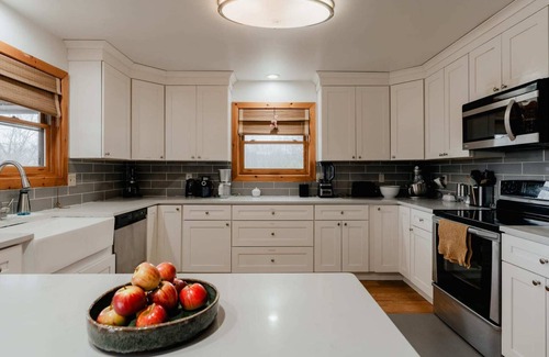 Neversink House | Myers Ridge - Stylish Country Retreat + Pool