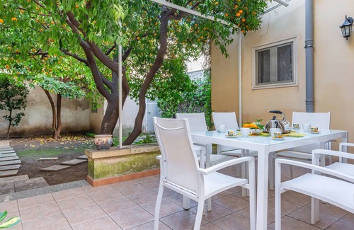 Lecce Apartment | MyHome historic apartment Airco Lecce, Lecce, Italy