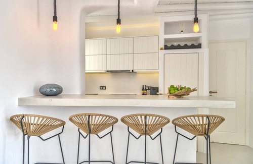 Psarou House | Mykonian Mews