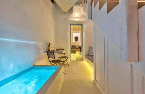 Platis Gialos Villa | Mykonian Mews Luxury Suites