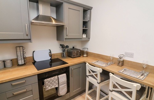 Garstang Cottage | Myrtle Cottage