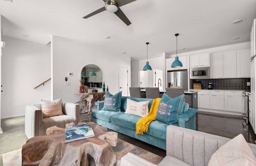 East Nashville Condo | Myrtle One ~ This is a combined listing made of two adjoining 4BR/4BA Condos with adjoining rooftops